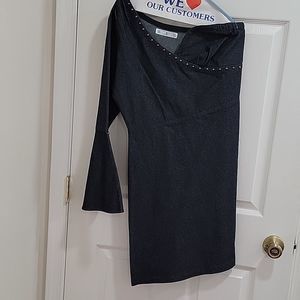 One Sleeve Demin dress w/ sweetheart neck & flared sleeve detail